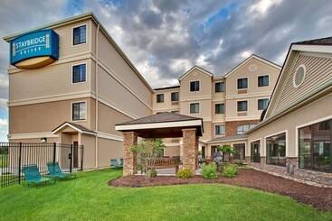 هتل Staybridge Suites Davenport, An Ihg