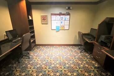 هتل Staybridge Suites Great Falls, An Ihg
