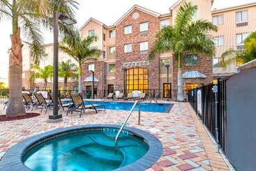 هتل Staybridge Suites Mcallen, An Ihg