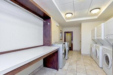 هتل Staybridge Suites Mcallen, An Ihg