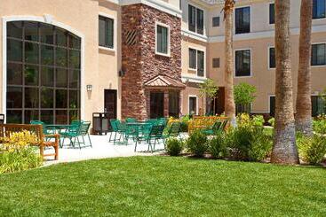 هتل Staybridge Suites Palmdale, An Ihg