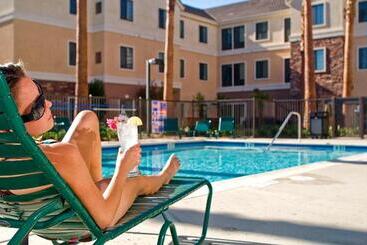 هتل Staybridge Suites Palmdale, An Ihg