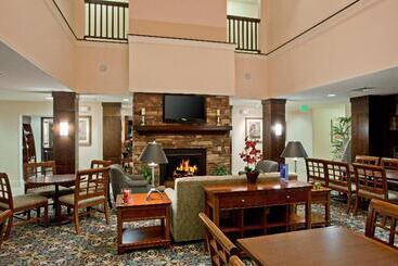 هتل Staybridge Suites Palmdale, An Ihg