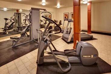 هتل Staybridge Suites Sioux Falls At Empire Mall, An Ihg