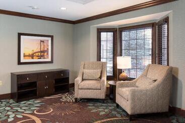 هتل Staybridge Suites Toledo/maumee, An Ihg
