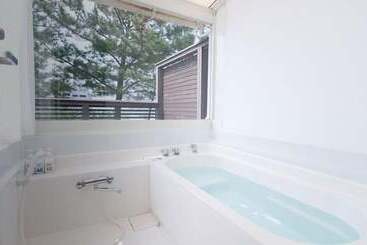 هتل Takamiya Yunohama Terrace Seiyou Saryo