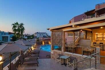 هتل Theos Village Apartments