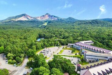 هتل Urabandai Lake Resort Goshiki No Mori