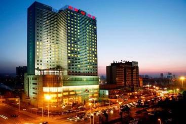 هتل Yanbian International