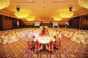Ksl Hotel & Resort