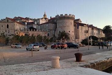 پانسیون Accommodation Old Town Vitaic