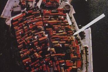 پانسیون Accommodation Old Town Vitaic