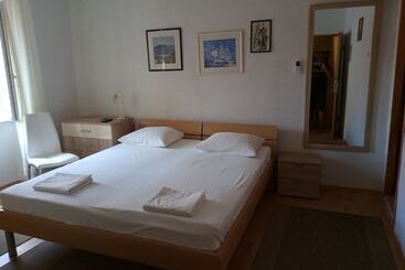 پانسیون Accommodation Old Town Vitaic
