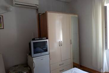 پانسیون Accommodation Old Town Vitaic