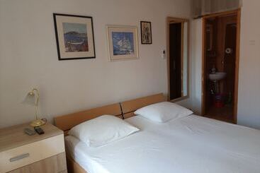 پانسیون Accommodation Old Town Vitaic