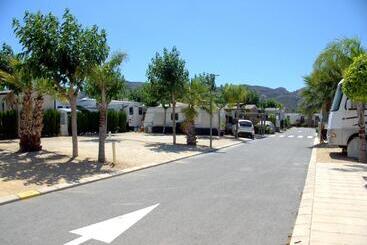 Resort Camping Almafrá