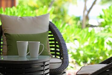 استراحتگاه Kurumba Maldives