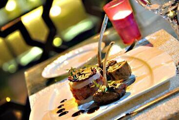 ریاض Palais Ommeyad Suites & Spa