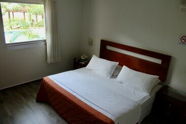 هتل Hi Huasteca Inn