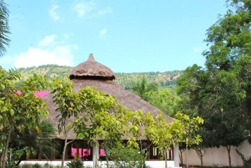 هتل Hi Huasteca Inn
