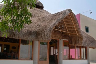 هتل Hi Huasteca Inn