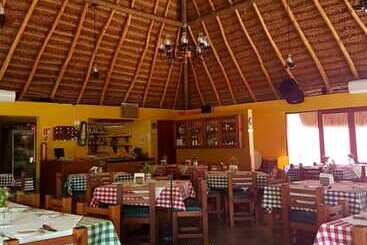 هتل Hi Huasteca Inn