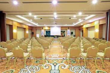 Crystal De Luxe Resort & Spa   All Inclusive