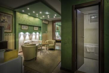 Garni Hotel Garson Lux Ns