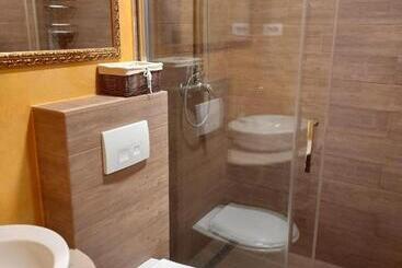 Garni Hotel Garson Lux Ns
