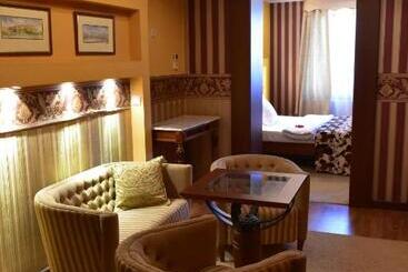 Garni Hotel Garson Lux Ns