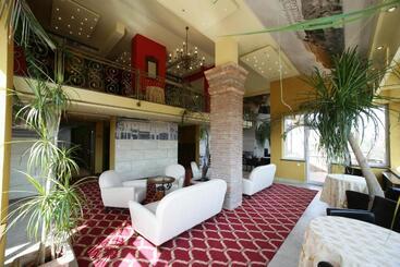 Garni Hotel Garson Lux Ns