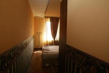 Garni Hotel Garson Lux Ns