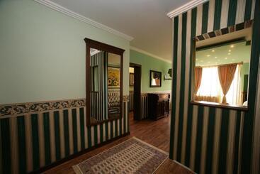 Garni Hotel Garson Lux Ns