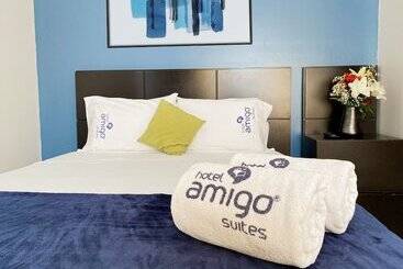 호스텔 Amigo Suites
