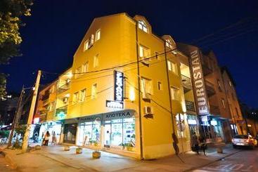 هتل Accommodation Elegance