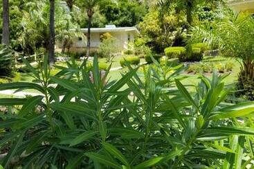 هتل Blue Horizons Garden Resort