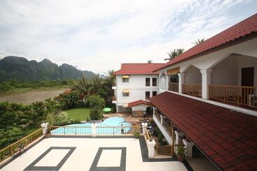 هتل Vansana Vang Vieng