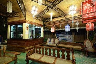 هتل Dumaluan Beach Resort