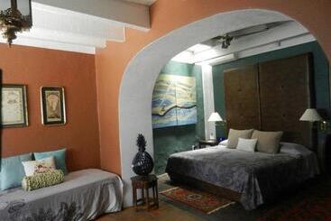 هتل La Casa Del Atrio