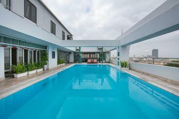 The Tray Hotel Hai Phong