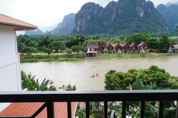 هتل Vansana Vang Vieng