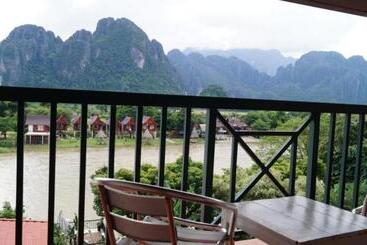 هتل Vansana Vang Vieng