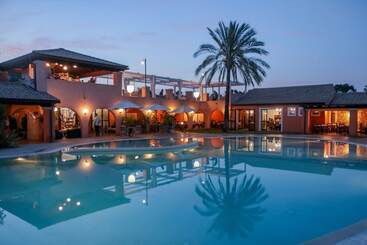 Alma Resort