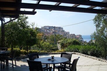 هتل Albergo Villa Vittoria