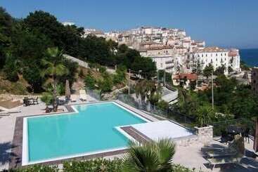 هتل Albergo Villa Vittoria