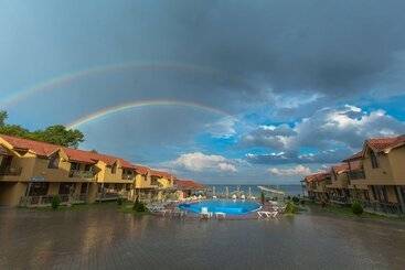 هتل Best Western Bohemian Resort