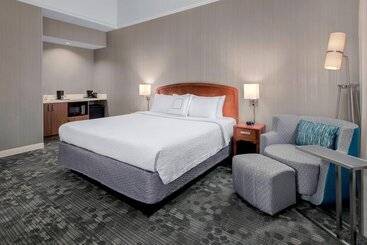 فندق Courtyard By Marriott Basking Ridge