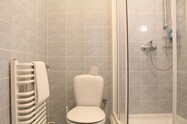 هتل Cracow Old Town Guest House