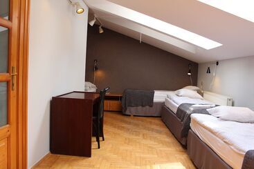 هتل Cracow Old Town Guest House