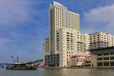هتل Four Points By Sheraton Sandakan